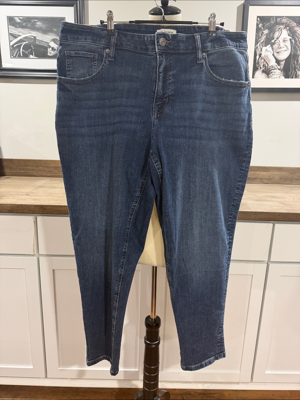 Maurices Blue Jeans 90’s Taper - Stretchy Mid-Rise size 16 W short